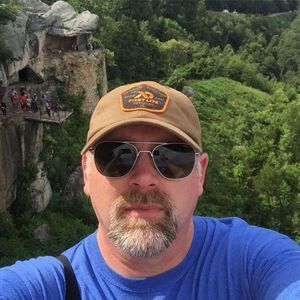 Meet your Posher, Chris